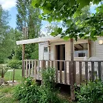 Kemp Mobilhomes Cozy 2 Ou 3 En Bordure D'etang 3 Etoiles *