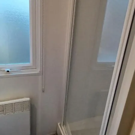 Sejour Normandie - 2 Mobilhomes Premium 3ch-6p Et 2ch-4p Avec Clim, Tv & Wifi Dans L'eure