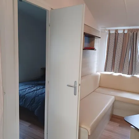 Sejour Normandie - 2 Mobilhomes Premium 3ch-6p Et 2ch-4p Avec Clim, Tv & Wifi Dans L'eure