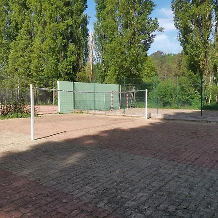 Mobilhomes Cozy 2 Ou 3 En Bordure D'etang 3 Etoiles Campsite Ivry-la-Bataille