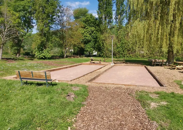 Mobilhomes Cozy 2 Ou 3 En Bordure D'etang 3 Etoiles Campsite Ivry-la-Bataille